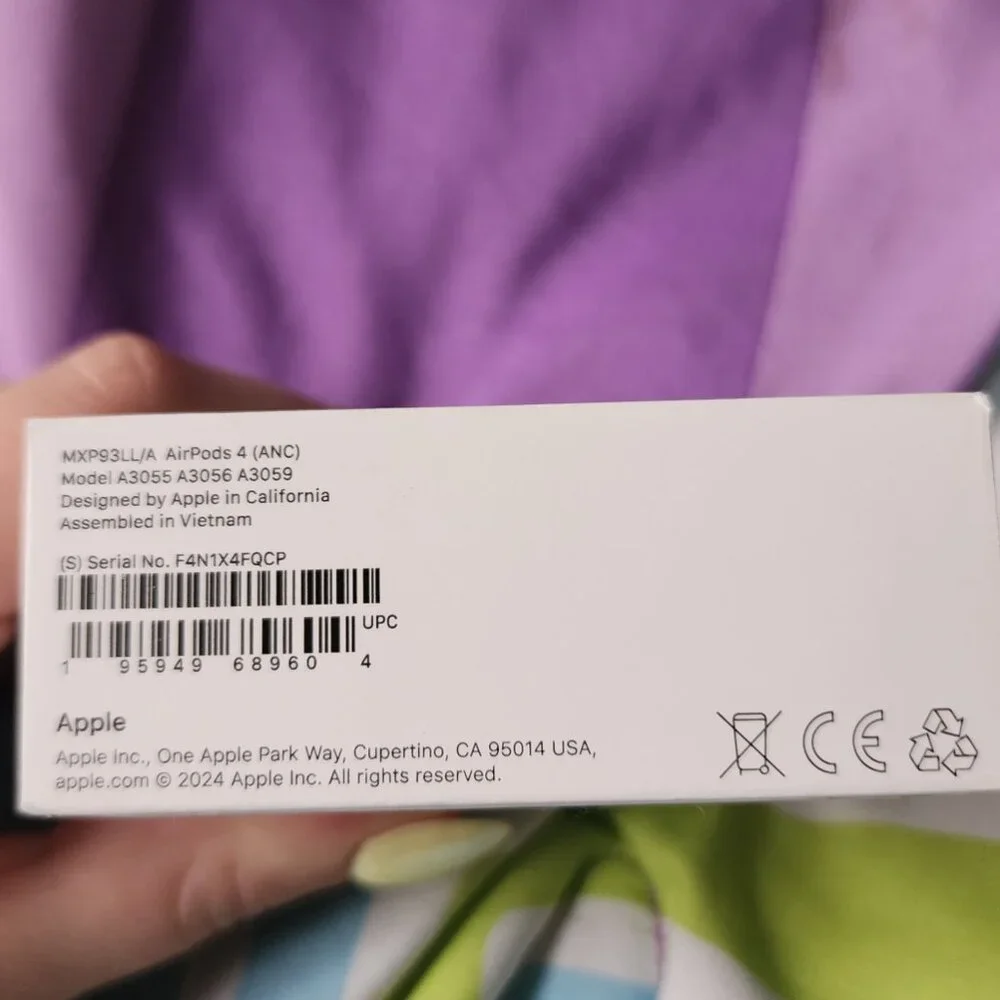 Apple Airpods 4 - Picture 2 of 3